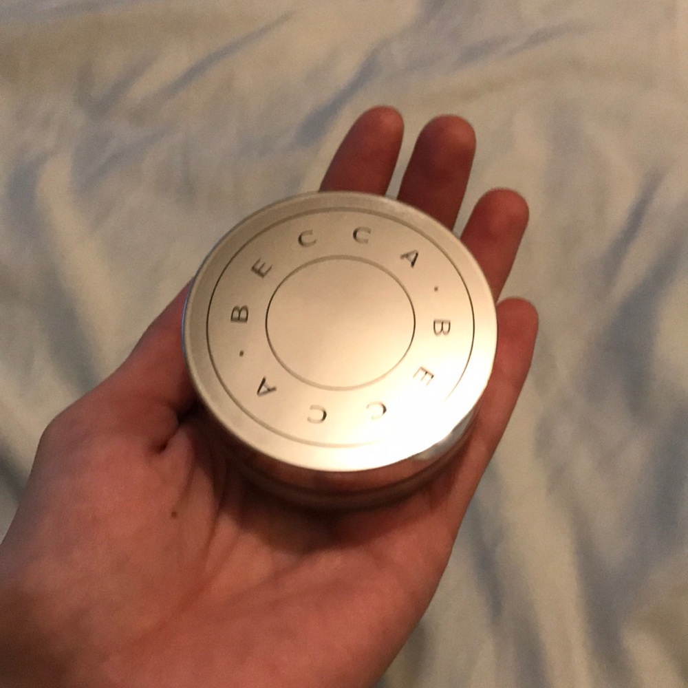 Becca hydra mist set and refresh powder